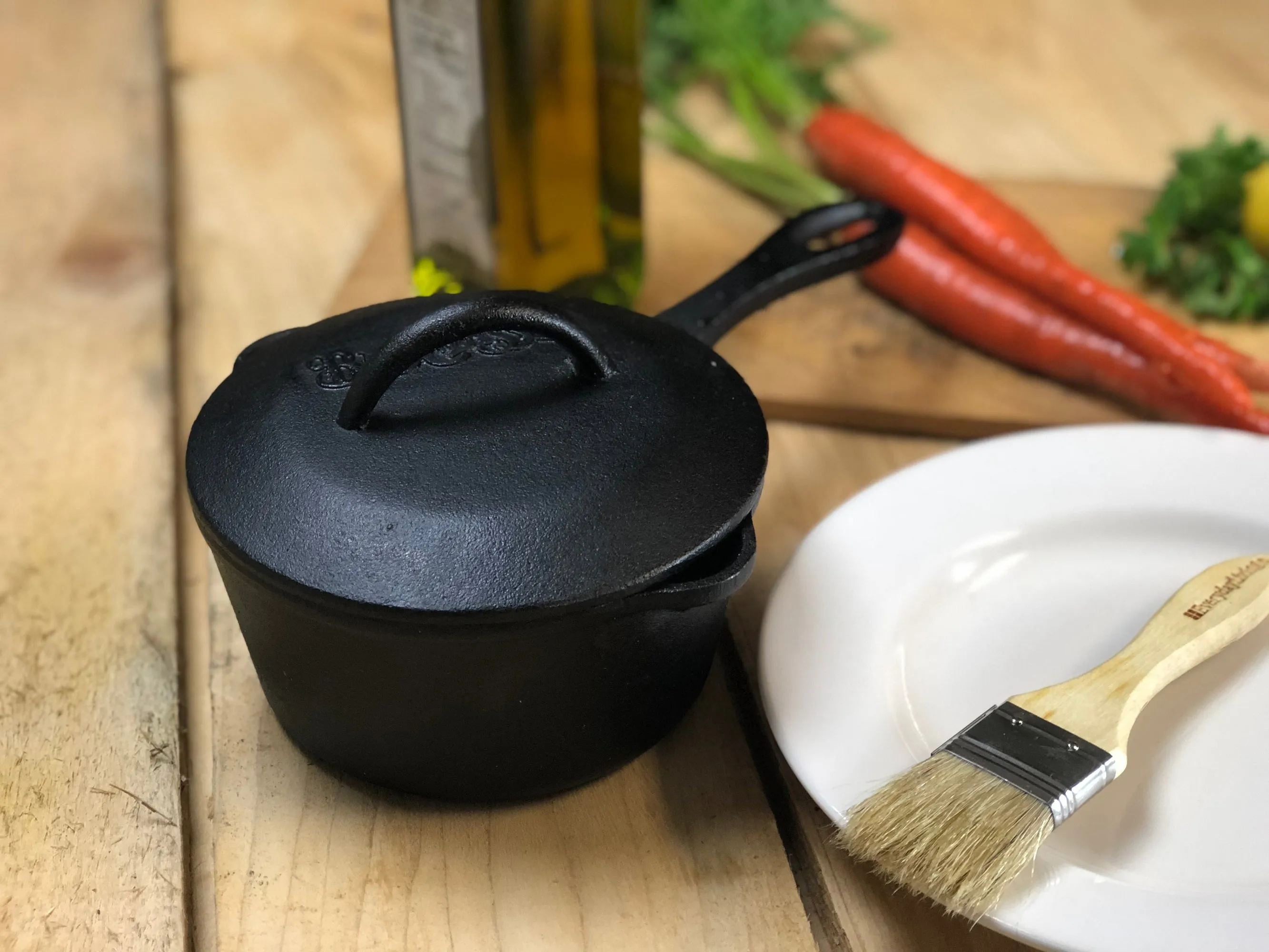 1-qt Cast Iron Covered Sauce Pot