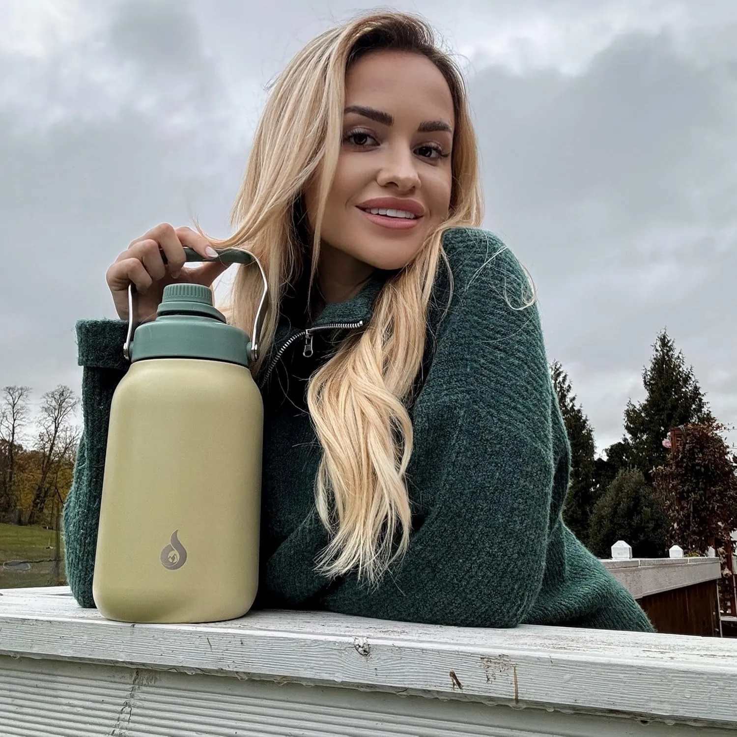 BJPKPK 1 Gallon Water Bottle Insulated, Dishwasher Safe 128oz Large Water Jug with Metal Handle & BPA Free Spout Lid, Stainless Steel Metal Thermos for Gym, Sports & Hiking, Blue Black