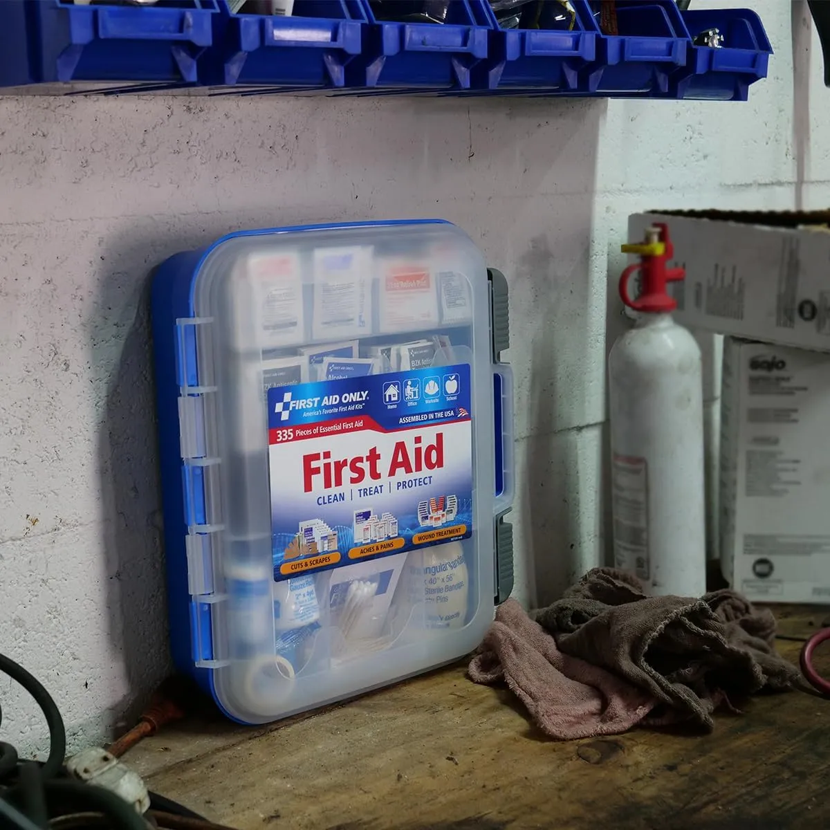 First Aid Only 91247 OSHA-Compliant First Aid Kit, All-Purpose 100-Person Emergency First Aid Kit for Business, Worksite, Home, and Car, 335 Pieces