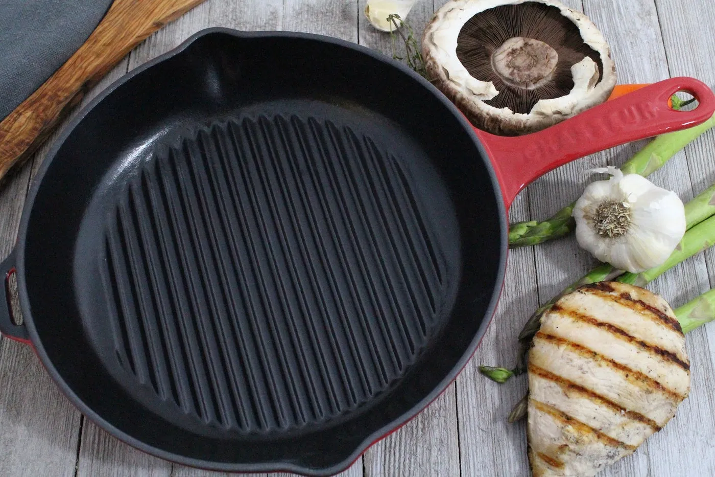 French Round Enameled Cast Iron Grill Pan, 10-Inch, Red