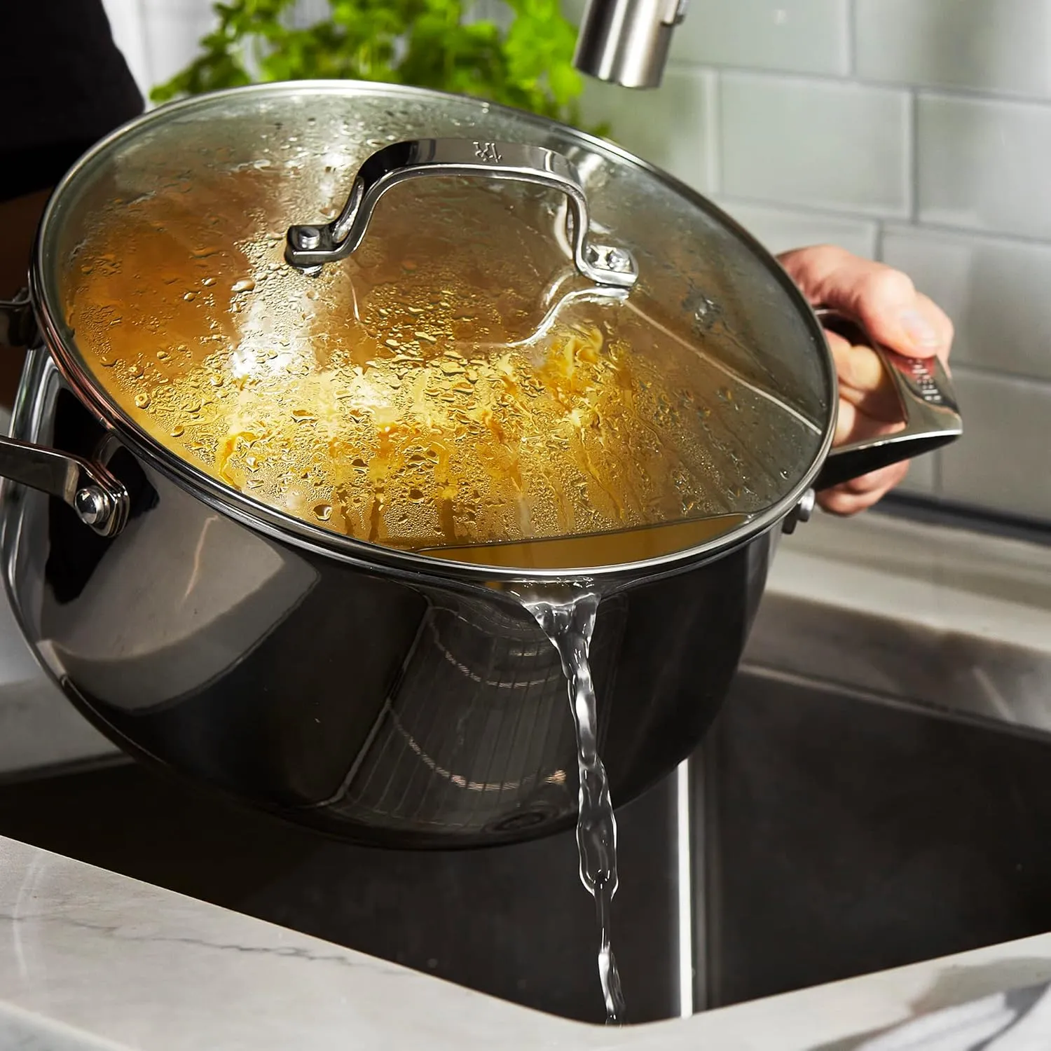 HENCKELS Clad H3 6-qt Dutch Oven, Induction Pot, Stainless Steel, Durable and Easy to clean