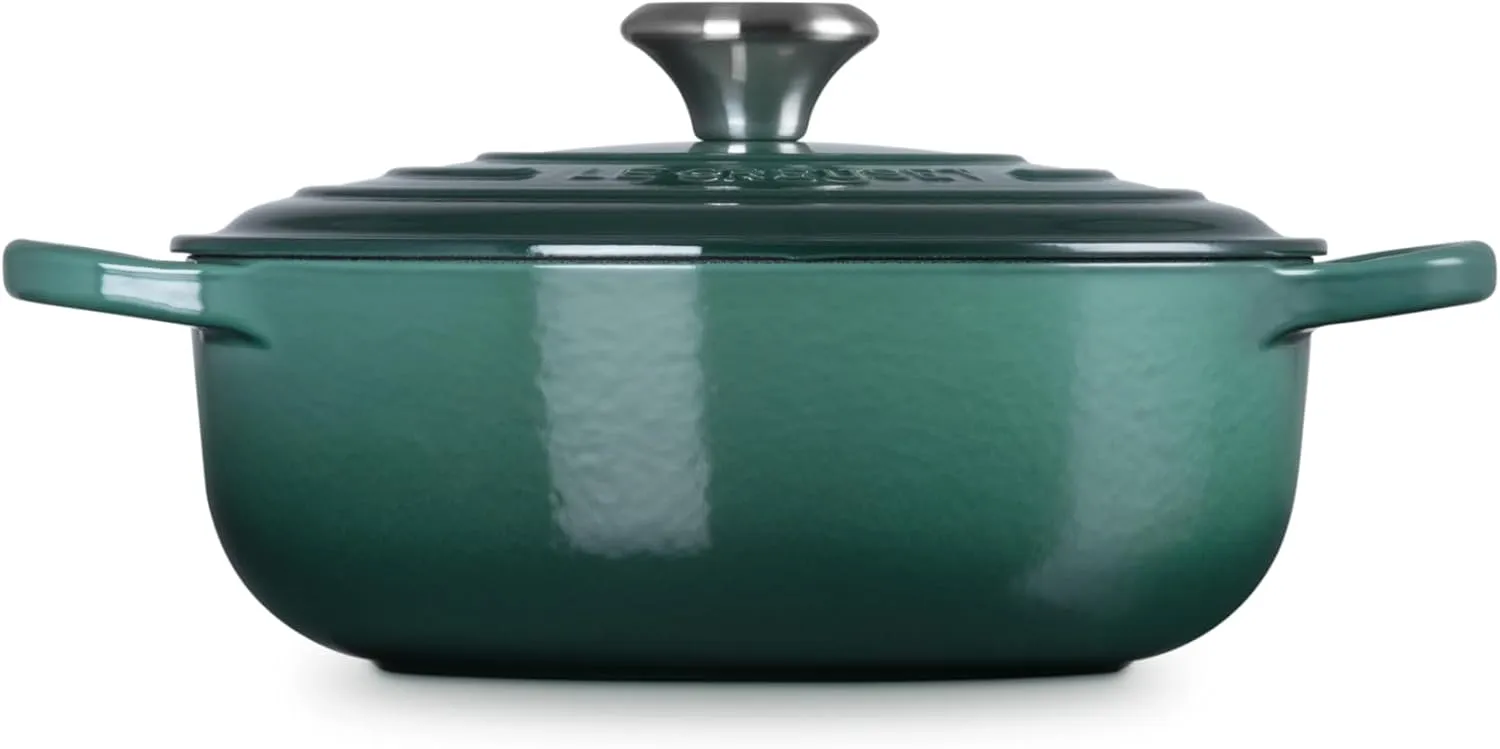 Le Creuset Signature Enameled Cast Iron Sauteuse. 3-1/2-Qaurt, Artichaut