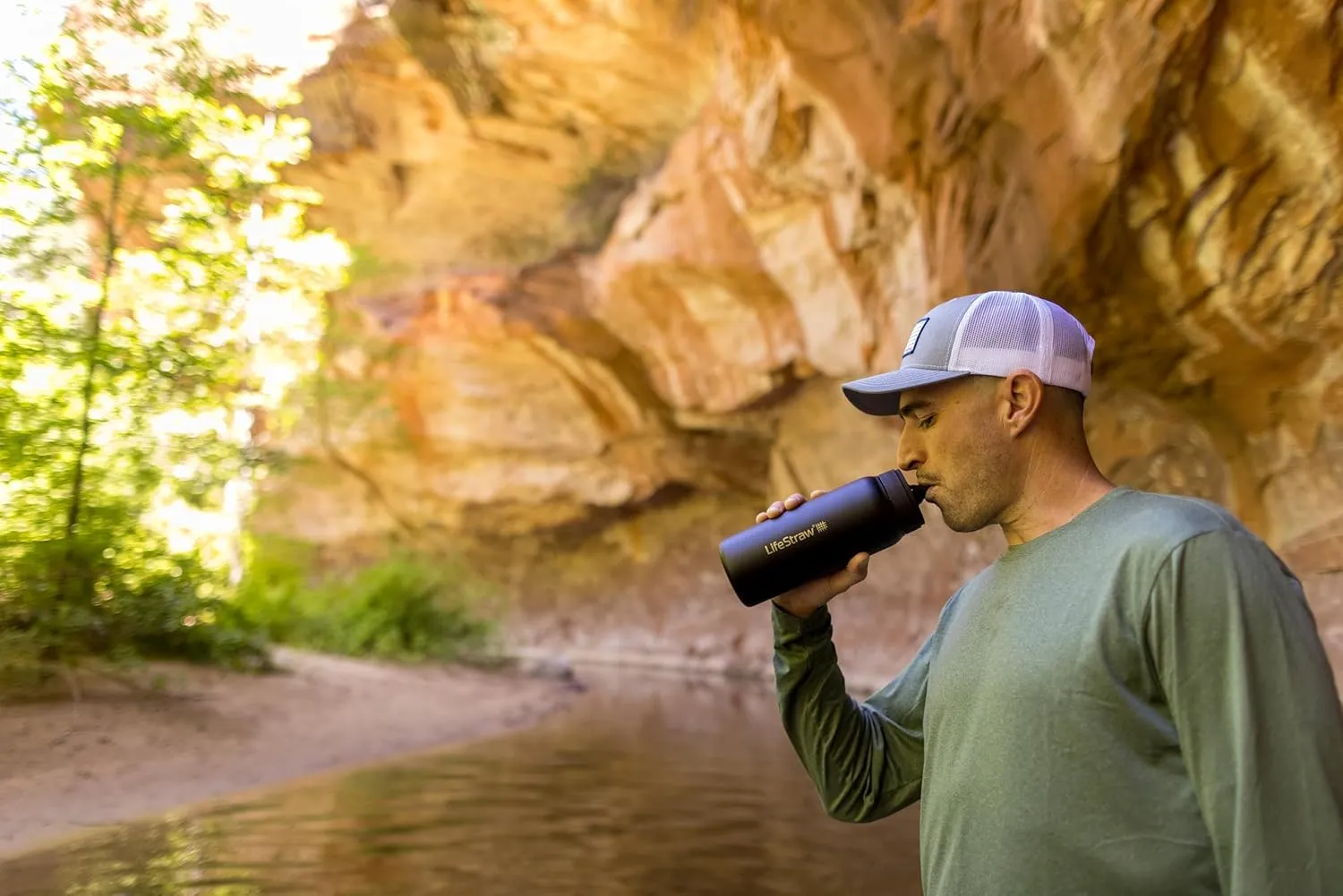 LifeStraw Go Series – Insulated Stainless Steel Water Filter Bottle for Travel and Everyday Use, Removes Bacteria, Parasites and Microplastics, Improves Taste, 18oz Laguna Teal