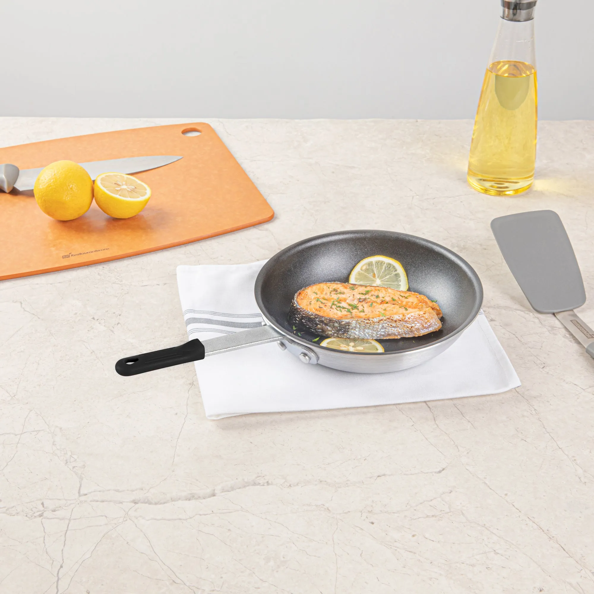 Met Lux 1 Aluminum 9" Non-Stick Fry Pan and 1 Black Silicone Pan Handle Sleeve