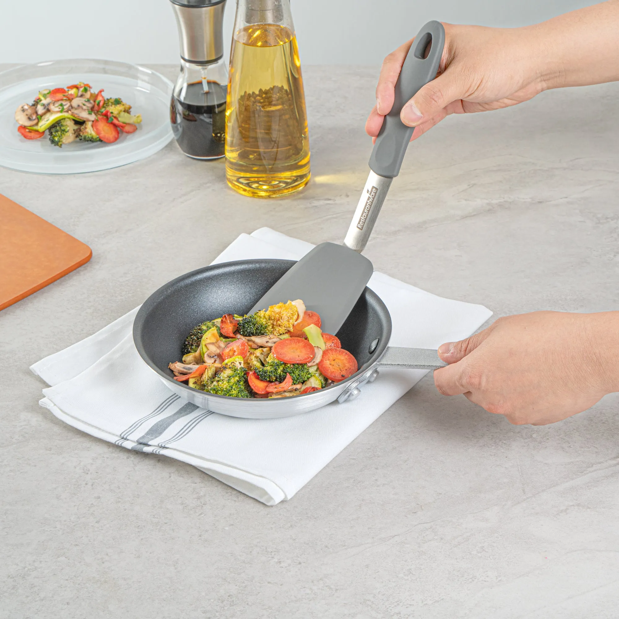 Met Lux Aluminum 7" Fry Pan - Non-Stick - 1 count box