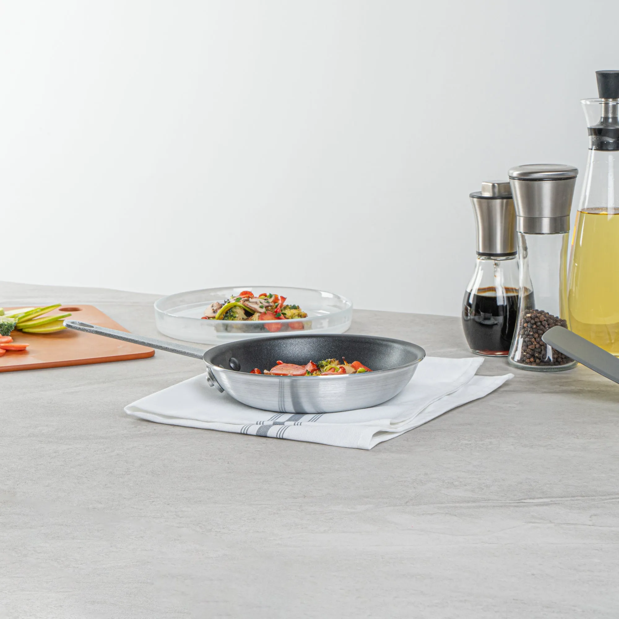 Met Lux Aluminum 7" Fry Pan - Non-Stick - 1 count box