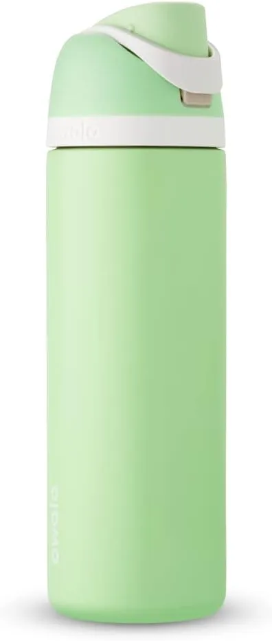 Owala Star Wars FreeSip Insulated Stainless Steel Water Bottle with Straw for Sports and Travel, BPA-Free Sports Water Bottle, 24 oz, Stronger Than You Think