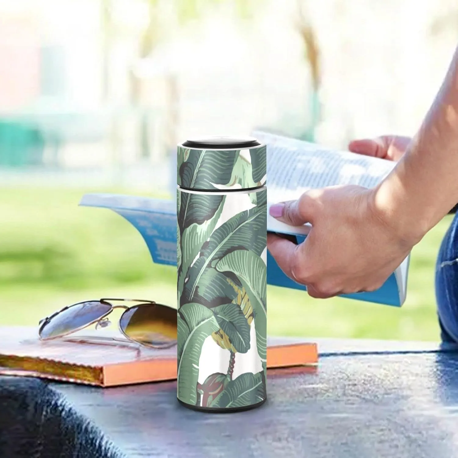 Poeticcity Seamless Old Green Hotel Banana Leaves on White Pattern Tumbler with Lid, BPA-Free Vacuum Insulated Thermal Coffee Mug,Stainless Steel Double Wall Travel Cup Water Bottle 11.8 oz