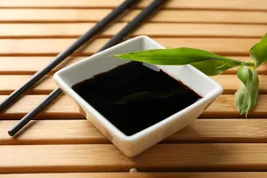 Q-Rapha Premium Korean Ganjang (Soy Sauce) Gluten-free, Non-GMO, Unpasteurized, Artisanal, Aged over 3 Years (22.9 fl oz)