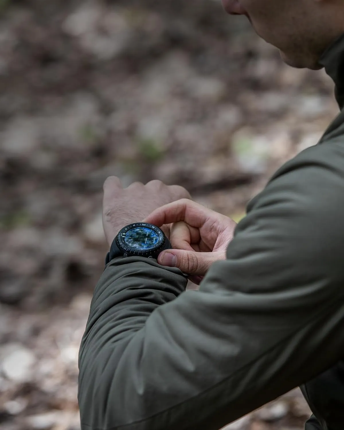 SUUNTO Core Sports Watch, Classic Outdoor Adventure Watch with Altimeter, Barometer & Compass, Dual-time Sunrise & Sunset Display, Temperature & Storm Alarm for Hiking, Mountain Use